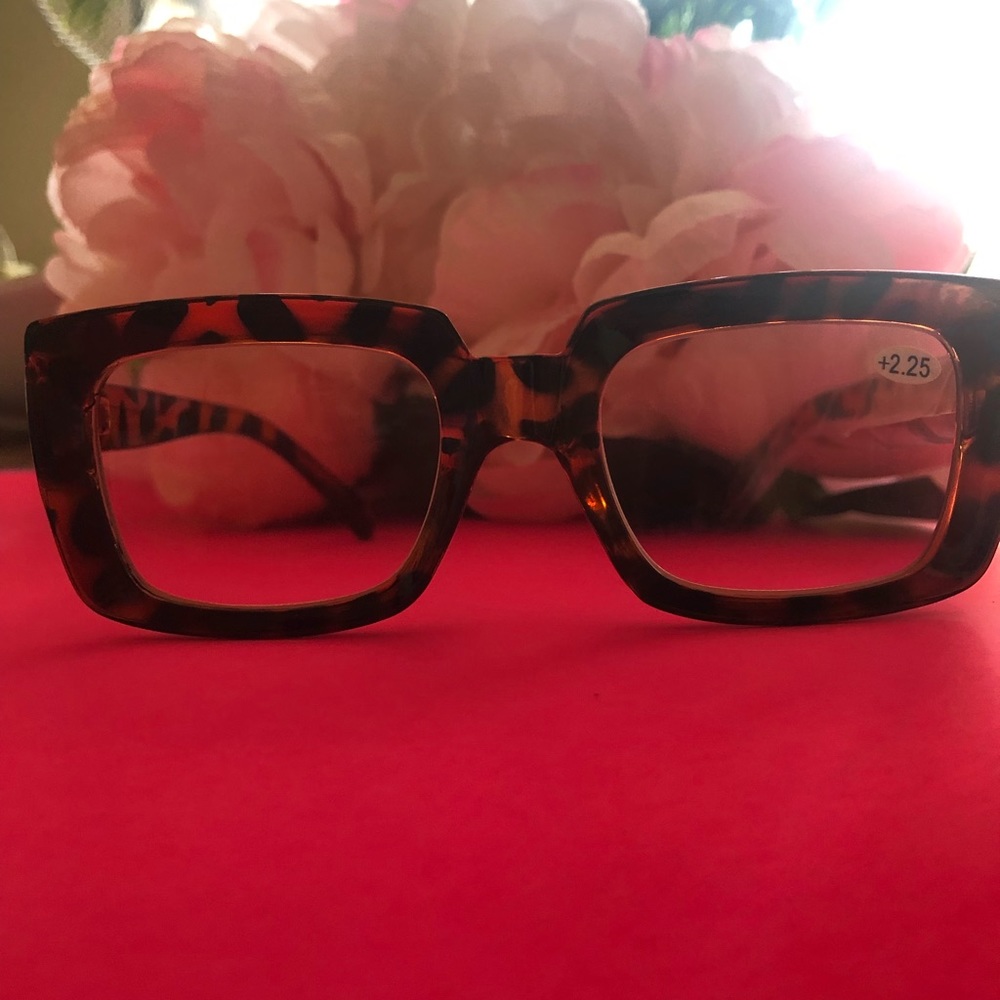 Tortoise Reading Glasses